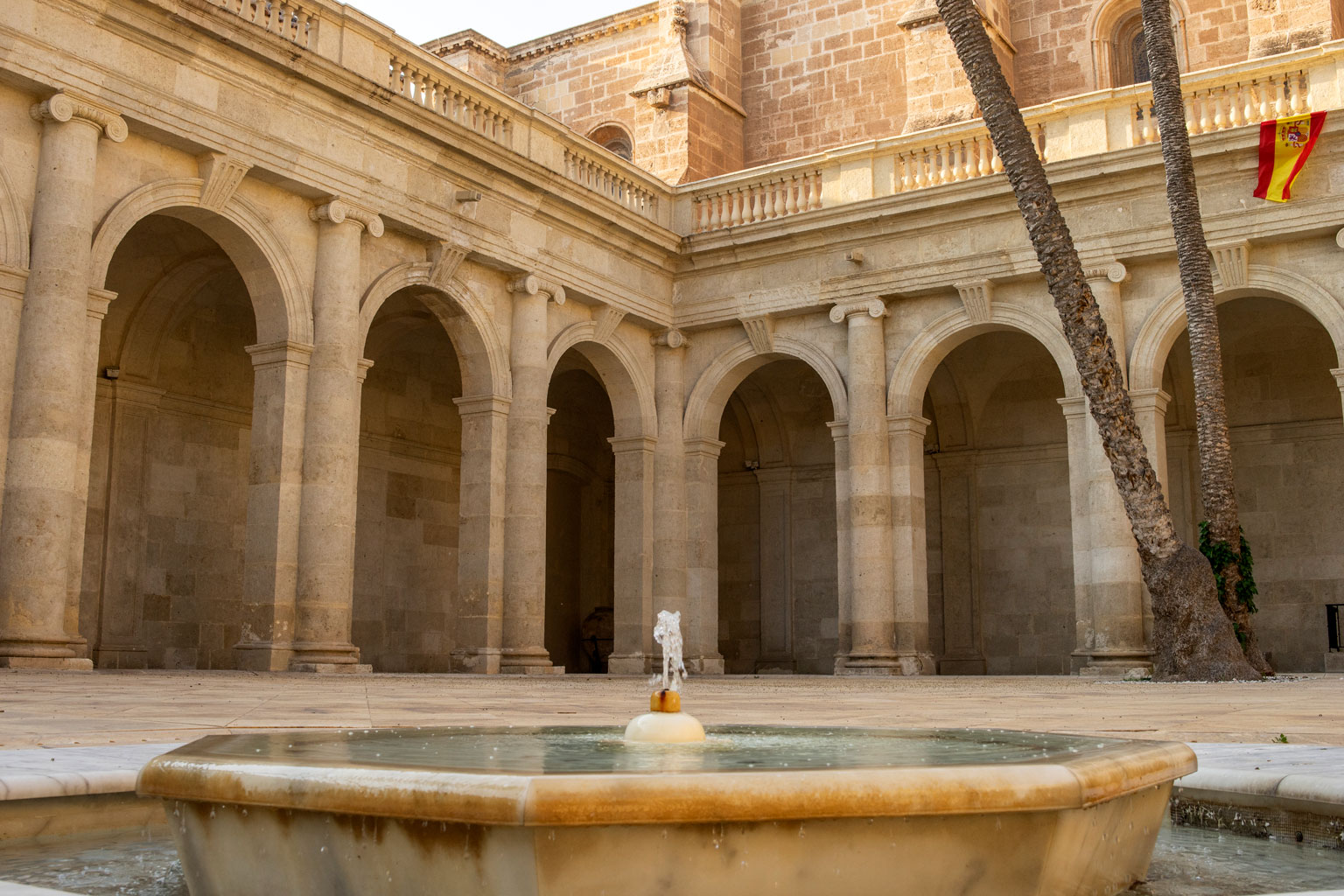 Claustro de la Catedral de Almería