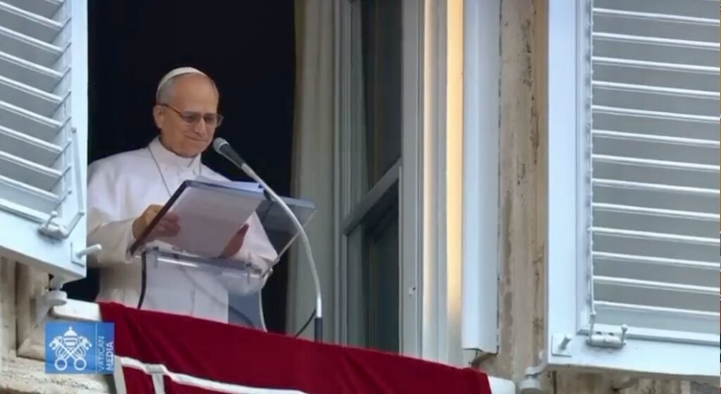 El papa León XIV cita al nuevo beato Cura Valera en el Ángelus de la Plaza de San Pedro